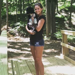 Meet your Posher, Carlie